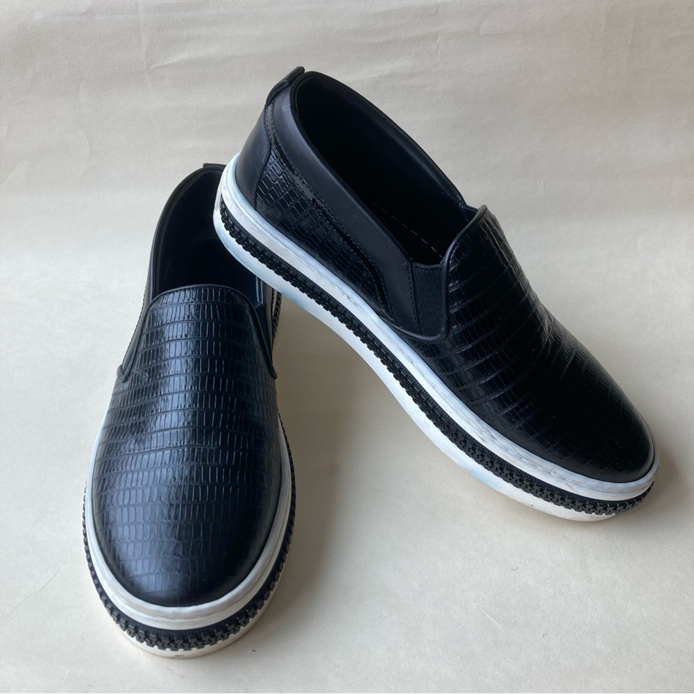 Sergio Rossi Slip On Sneakers Women Sz 37 6.5 7 Black Embossed Leather Platform